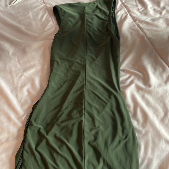 XXS | poison ivy green bandage dress - Picture 4 of 4